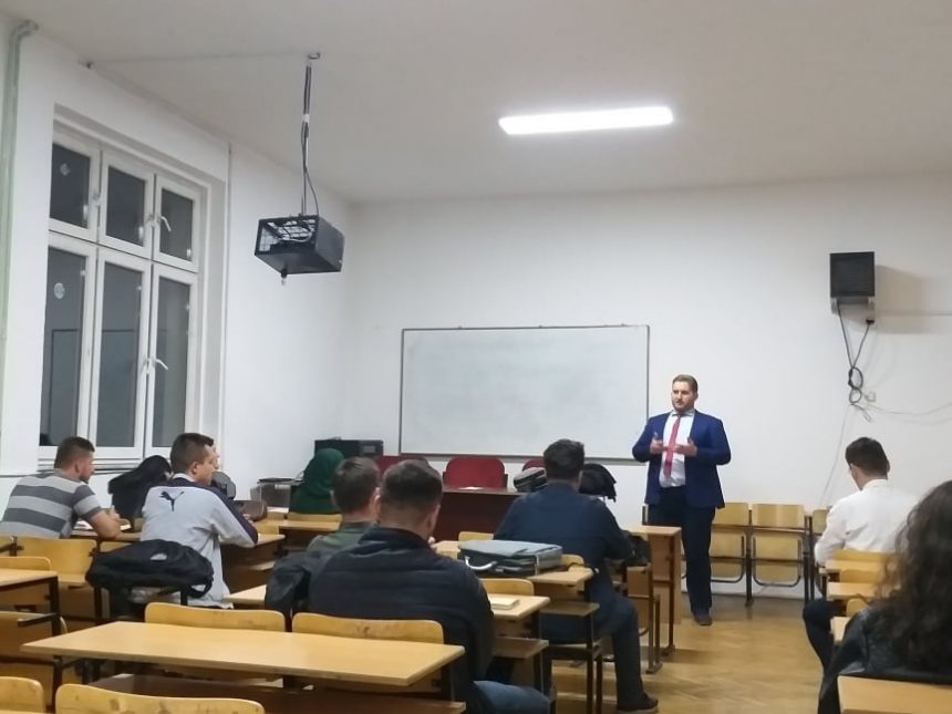 Researcher of the KLI, Gzim Shala, holds lecture for the students of Faculty of Law of the UP