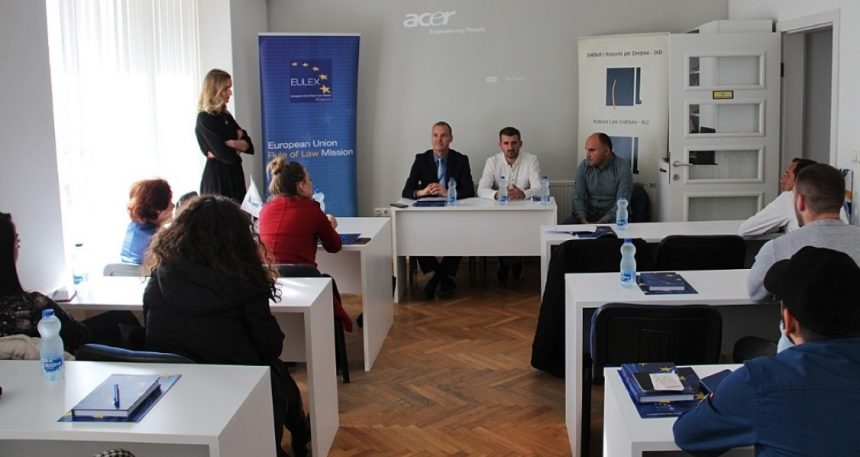 Kosovo Law Institute and the EULEX organized a trial monitoring workshop for 20 lay monitors
