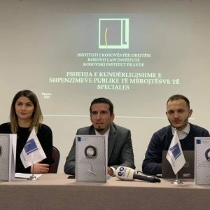 IKD: Shpenzimet publike për mbrojtësit e të akuzuarve të Speciales po mbahen fshehtë në mënyrë të kundërligjshme IKD: Shpenzimet publike për mbrojtësit e të akuzuarve të Speciales po mbahen fshehtë në mënyrë të kundërligjshme