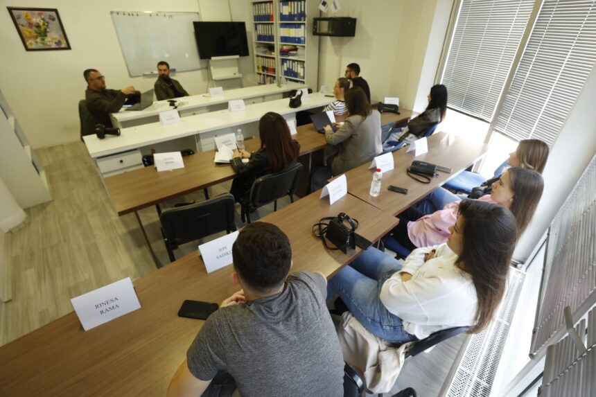 Studentët e Klinikës Ligjore njoftohen mbi instrumentet e mbikëqyrjes parlamentare në Kosovë