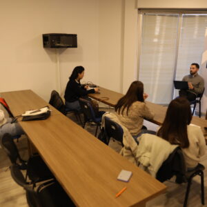 Roli i komisioneve parlamentare në fuqizimin e demokracisë dhe sundimit të ligjit Roli i komisioneve parlamentare në fuqizimin e demokracisë dhe sundimit të ligjit