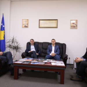 Drejtuesit e IKD-së avokojnë për zbatimin e rekomandimeve në Gjykatën e Apelit Drejtuesit e IKD-së avokojnë për zbatimin e rekomandimeve në Gjykatën e Apelit