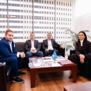 Drejtuesit e IKD-së avokojnë për zbatimin e rekomandimeve në Prokurorinë Themelore në Pejë Drejtuesit e IKD-së avokojnë për zbatimin e rekomandimeve në Prokurorinë Themelore në Pejë