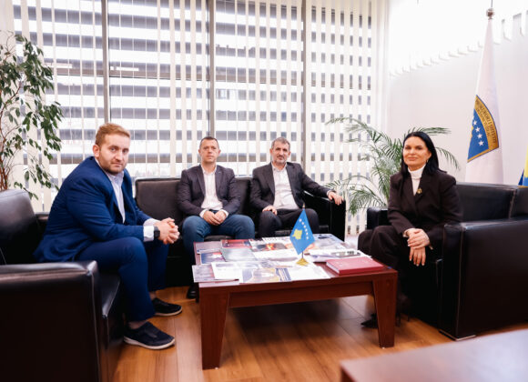 Drejtuesit e IKD-së avokojnë për zbatimin e rekomandimeve në Prokurorinë Themelore në Pejë