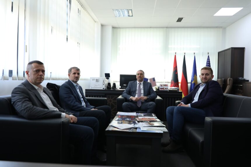 Drejtuesit e IKD-së avokojnë për zbatimin e rekomandimeve në Gjykatën Komerciale Drejtuesit e IKD-së avokojnë për zbatimin e rekomandimeve në Gjykatën Komerciale