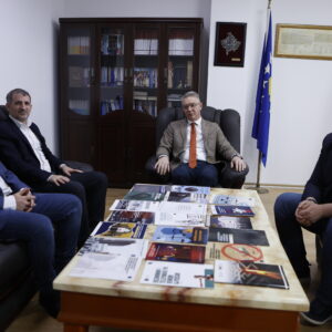 Drejtuesit e IKD-së avokojnë për zbatimin e rekomandimeve në Gjykatën Themelore në Gjilan Drejtuesit e IKD-së avokojnë për zbatimin e rekomandimeve në Gjykatën Themelore në Gjilan