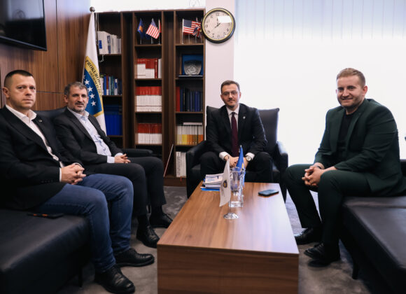 Drejtuesit e IKD-së avokojnë për zbatimin e rekomandimeve në Prokurorinë Themelore në Prizren