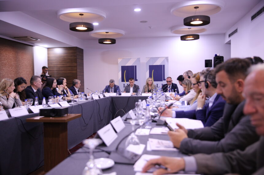 Publikohet raporti “Reforma në ngërç”: Zbatimi i Strategjisë për Sundimin e Ligjit 2025–2026 dhe Planit të Veprimit për vitin 2025