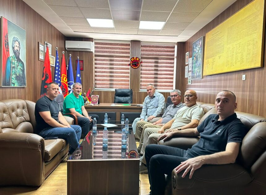 IKD dhe OVL e UÇK-së diskutojnë për të drejtat e kategorive të dala nga lufta IKD dhe OVL e UÇK-së diskutojnë për të drejtat e kategorive të dala nga lufta