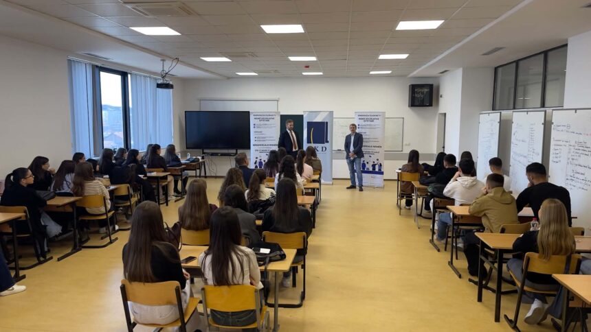 IKD diskuton me studentët në Mitrovicë për Nismën Legjislative Qytetare IKD diskuton me studentët në Mitrovicë për Nismën Legjislative Qytetare